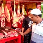 সাতক্ষীরায় পূর্ব ঘোষণা ছাড়ায় গরুর মাংসের দাম বৃদ্ধি, ক্রেতাদের মধ্যে অসন্তোষ, দুশলেন প্রাণিসম্পদ অফিসকে
