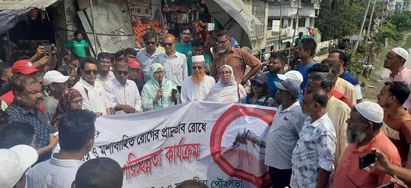 প্রাণসায়ের খালে ময়লা ফেলে প্রতিবন্ধকতা সৃষ্টি ও কোন অবৈধ স্থাপনা দেখতে চায়না-জেলা প্রশাসক