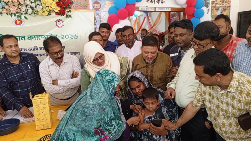 সাতক্ষীরায় ২ হাজার ৪১৭ কেন্দ্রে হাম-রুবেলা টিকাদান শুরু