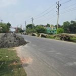 সাতক্ষীরা বাইপাসে অবৈধ দখল, ঝুঁকিতে পথচারী