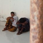 তালায় গাঁজাসহ দুই যুবককে আটক করে পুলিশে দিল জনতা
