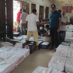 আম পরিবহনে ডাক বিভাগ নজর কাড়ছে সবার : সাতক্ষীরার আম মাত্র ৫ টাকায় যাচ্ছে দেশের বিভিন্ন স্থানে