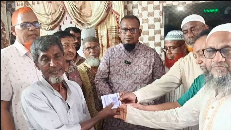 মধুবাগ আবাসিক এলাকা উন্নয়ন কমিটির উদ্যোগে  দুঃস্থদের মাঝে নতুন কাপড় বিতরণ