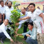 কালিগঞ্জে বৃক্ষরোপণ কর্মসূচির উদ্বোধন করলেন ইউএনও মিলন কুমার সাহা