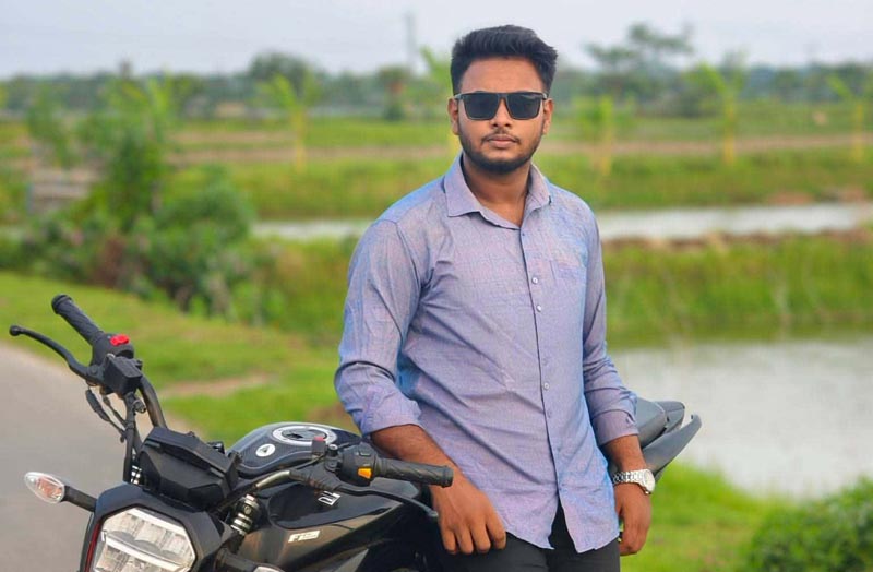সাতক্ষীরার ধুলিহরের প্রত্যয় হাজারি সড়ক দুর্ঘটনায় নিহত