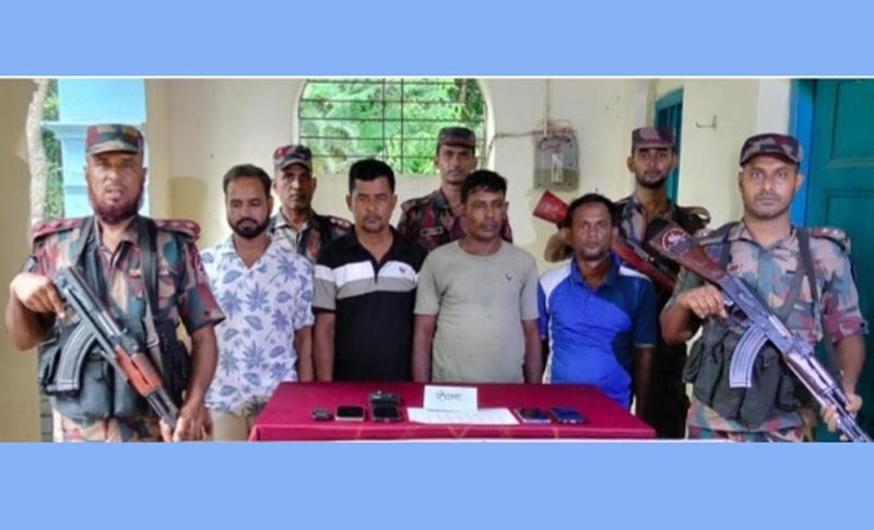 কলারোয়া সীমান্তে বিজিবি’র অভিযানে ৪ মাদক কারবারি আটক