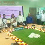 সাতক্ষীরা জেলার কোচ ও কৃতি খেলোয়াড়দের সংবর্ধনা এবং ট্রাউজার ও ট্রাকসুট বিতরণ
