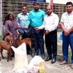 প্রবীণ নারী ভিক্ষুককে পুনর্বাসনে ছাগল ও খাদ্য সামগ্রী প্রদান