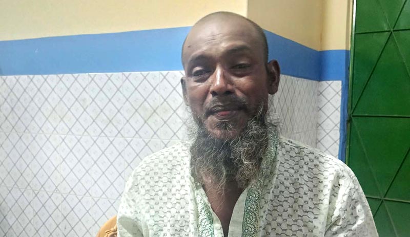 ধুলিহরে ৮ সদস্যের পরিবারের একমাত্র উপার্জনের মোটরভ্যান চুরি, দিশেহারা নুর ইসলাম