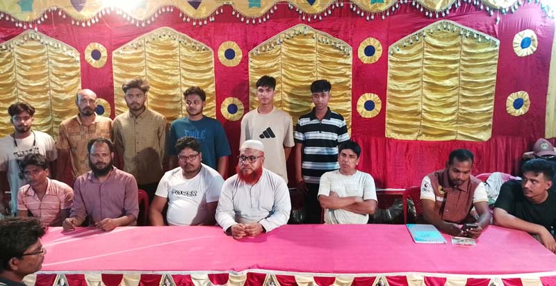 তালায় ১৯টি দুর্গাপূজা মণ্ডপ পরিদর্শন করলেন বিএনপি নেতা ইউপি চেয়ারম্যান পদপ্রার্থী রেজাউল ইসলাম রেজা